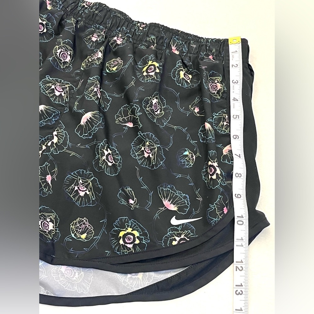 Nike Women's Tempo Dri-Fit Black Floral Print Running Athletic Drawstring Shorts - Picture 7 of 16